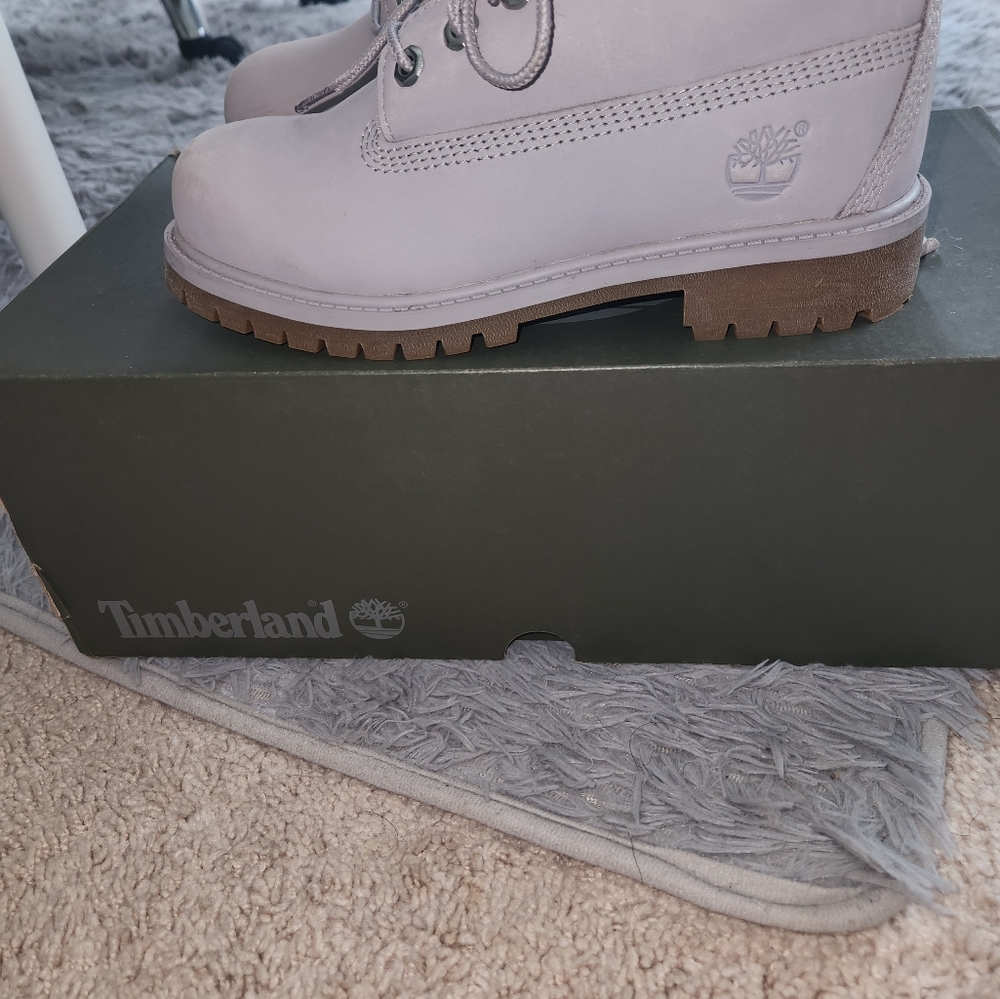 Timberland size 2 light purple boot